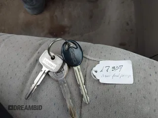 1996 Geo Prizm z VIN 1Y1SK5267TZ039827, wystawiony jako IAAI lot #41801294 z przebiegiem 173 007 mil mil oraz . Historia ofert i sprzedaży dostępna na DreamBid. Obrazek 11.