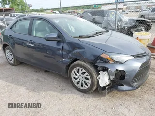 2019 Toyota Corolla L z VIN 5YFBURHEXKP863852, wystawiony jako IAAI lot #42224227 z przebiegiem 34 233 mil mil oraz . Historia ofert i sprzedaży dostępna na DreamBid. Obrazek 1.