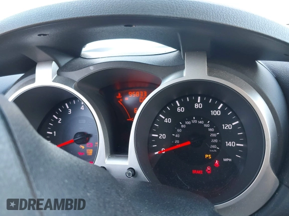 2015 Nissan Juke S with VIN JN8AF5MR9FT509735, listed as a IAAI auction lot 41053066 with 95,833 mi miles. Bid and sale history available at carsss.com. Image 7.