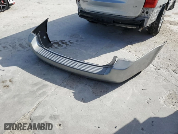 2009 Kia Sedona LX with VIN KNDMB233696315862, listed as a Copart auction lot 76493774 with 178,981 mi miles and Salvage Title. Bid and sale history available at carsss.com. Image 15.