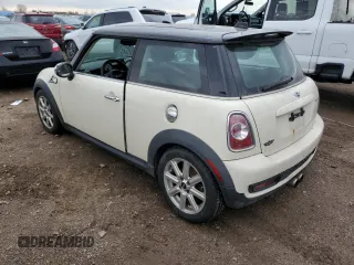 2011 MINI Hardtop S with VIN WMWSV3C50BTY22301, listed as a Copart auction lot 54020975 with 196,707 mi miles and Clean Title. Bid and sale history available at DreamBid. Image 2.
