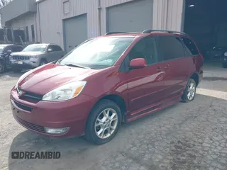 2005 Toyota Sienna XLE with VIN 5TDZA22C85S278883, listed as a IAAI auction lot 42034693 with 85,778 mi miles. Bid and sale history available at carsss.com. Image 2.