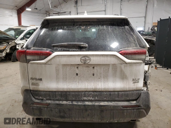 2020 Toyota RAV4 XLE with VIN 2T3P1RFV3LC131752, listed as a Copart auction lot 47188525 with 166,586 mi miles and Salvage Title. Bid and sale history available at DreamBid. Image 6.