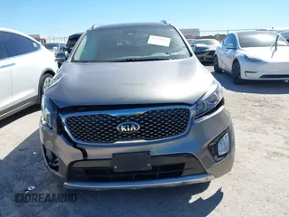 2016 Kia Sorento SX with VIN 5XYPKDA56GG073047, listed as a IAAI auction lot 41725130 with 89,754 mi miles. Bid and sale history available at carsss.com. Image 12.