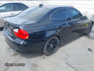 2008 BMW 3 Series 335i with VIN WBAVB77568NH78828, listed as a IAAI auction lot 42053292 with 100,757 mi miles. Bid and sale history available at carsss.com. Image 4.
