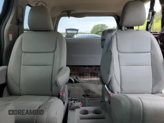 2016 Toyota Sienna XLE with VIN 5TDYK3DC4GS734554, listed as a Copart auction lot 54354815 with 58,506 mi miles and Salvage Title. Bid and sale history available at DreamBid. Image 10.