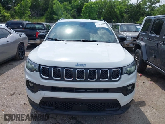 2023 Jeep Compass Latitude с VIN 3C4NJDBN5PT514975, выставлен на аукционе IAAI как лот 42470040 с пробегом 88 313 миль миль и . История ставок и продаж доступна на DreamBid. Изображение 12.
