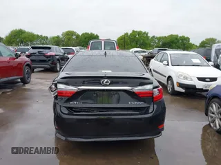 2018 Lexus ES with VIN JTHBW1GG7J2193963, listed as a IAAI auction lot 41894318 with 75,969 mi miles. Bid and sale history available at carsss.com. Image 16.