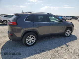 2018 Jeep Cherokee Latitude Plus with VIN 1C4PJLLX2JD524525, listed as a Copart auction lot 53624675 with 70,678 mi miles and Clean Title. Bid and sale history available at carsss.com. Image 3.