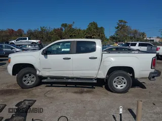 2018 GMC Canyon 2WD with VIN 1GTG5BEN0J1179670, listed as a IAAI auction lot 41329933 with 174,961 mi miles. Bid and sale history available at carsss.com. Image 15.