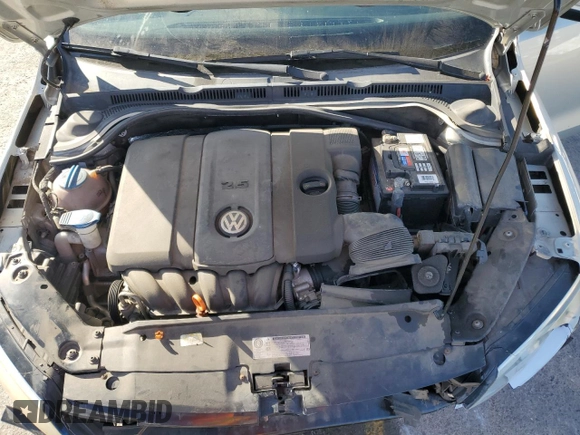 2011 Volkswagen Jetta SE with VIN 3VWDZ7AJXBM326103, listed as a Copart auction lot 57885185 with 149,064 mi miles and Salvage title. Bid and sale history available at DreamBid. Image 11.