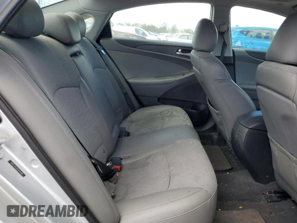 2013 Hyundai Sonata Limited with VIN 5NPEC4AC0DH644006, listed as a Copart auction lot 53040305 with 144,624 mi miles and Salvage Title. Bid and sale history available at DreamBid. Image 10.