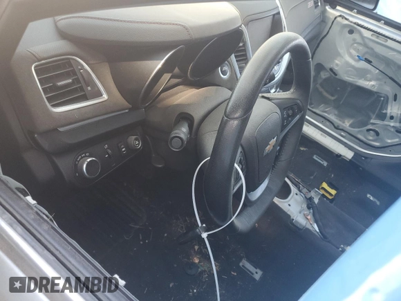 2016 Chevrolet SS z VIN 6G3F25RW3GL206238, wystawiony jako Copart lot #74718364 z przebiegiem Nie podano mil oraz Szkoda całkowita • Salvage title. Historia ofert i sprzedaży dostępna na DreamBid. Obrazek 8.