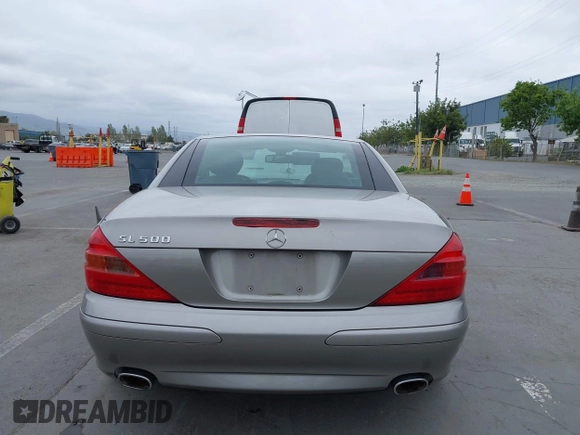 2005 Mercedes-Benz SL 500 z VIN WDBSK75F75F102486, wystawiony jako IAAI lot #42129769 z przebiegiem 61 246 mil mil oraz . Historia ofert i sprzedaży dostępna na DreamBid. Obrazek 16.