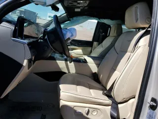 2022 Cadillac Escalade Premium Luxury z VIN 1GYS4CKL5NR169112, wystawiony jako Copart lot #45612055 z przebiegiem 43 772 mil mil oraz Szkody całkowita. Historia ofert i sprzedaży dostępna na DreamBid. Obrazek 7.