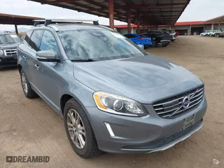 2016 Volvo XC60 T5 Platinum with VIN YV4612RM7G2807796, listed as a IAAI auction lot 41920432 with 139,003 mi miles. Bid and sale history available at carsss.com. Image 6.