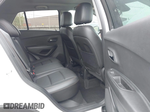 2021 Chevrolet Trax LT with VIN KL7CJPSB2MB358581, listed as a IAAI auction lot 42243675 with 32,517 mi miles and . Bid and sale history available at DreamBid. Image 8.