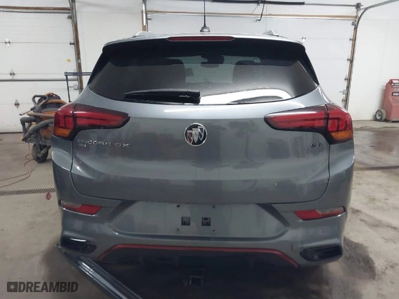 2022 Buick Encore GX Preferred with VIN KL4MMCSL8NB015270, listed as a IAAI auction lot 41483714 with 33,739 mi miles. Bid and sale history available at carsss.com. Image 17.