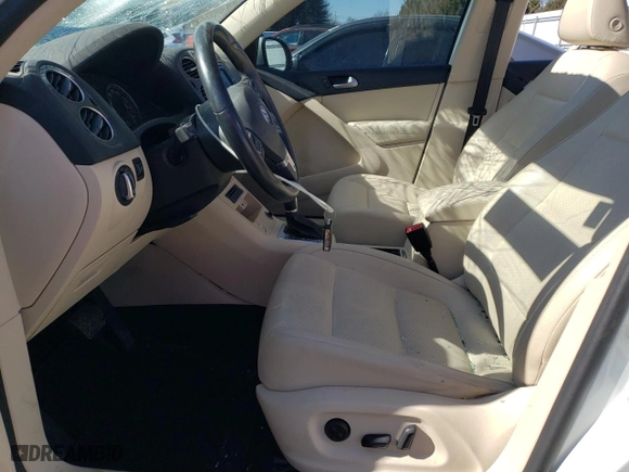 2017 Volkswagen Tiguan Wolfsburg Edition with VIN WVGSV7AX2HK006134, listed as a Copart auction lot 46092395 with 92,807 mi miles and Salvage Title. Bid and sale history available at carsss.com. Image 7.