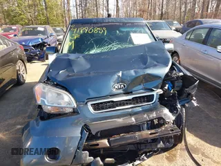 2011 Kia Soul + with VIN KNDJT2A20B7240358, listed as a IAAI auction lot 41890859 with 113,773 mi miles. Bid and sale history available at carsss.com. Image 12.