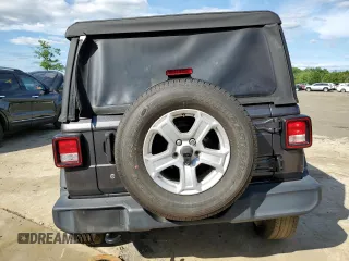 2018 Jeep Wrangler Unlimited Sport S with VIN 1C4HJXDG9JW273212, listed as a Copart auction lot 57762035 with 79,678 mi miles and Salvage title. Bid and sale history available at DreamBid. Image 6.