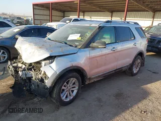 2011 Ford Explorer XLT with VIN 1FMHK8D84BGA77262, listed as a IAAI auction lot 41793864 with 209,804 mi miles and . Bid and sale history available at DreamBid. Image 16.