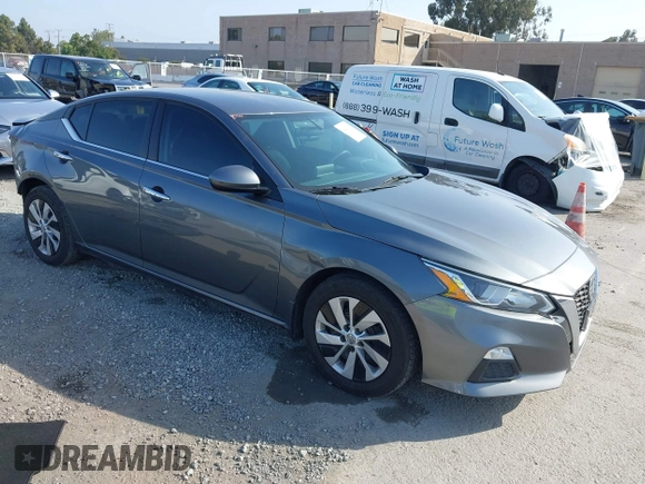 2020 Nissan Altima S z VIN 1N4BL4BV4LC123776, wystawiony jako IAAI lot #42421505 z przebiegiem 125 958 mil mil oraz . Historia ofert i sprzedaży dostępna na DreamBid. Obrazek 1.