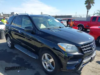 2013 Mercedes-Benz M 550 with VIN 4JGDA7DB3DA148853, listed as a IAAI auction lot 41659913 with 203,055 mi miles and . Bid and sale history available at DreamBid. Image 1.