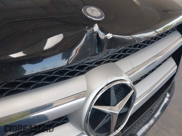 2014 Mercedes-Benz GL 450 z VIN 4JGDF7CE7EA435479, wystawiony jako IAAI lot #42280243 z przebiegiem 138 930 mil mil oraz . Historia ofert i sprzedaży dostępna na DreamBid. Obrazek 6.