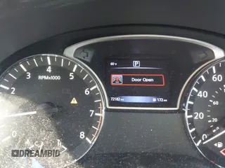2017 Nissan Altima 2.5 SV with VIN 1N4AL3AP1HC188360, listed as a IAAI auction lot 41432809 with 72,182 mi miles. Bid and sale history available at carsss.com. Image 7.