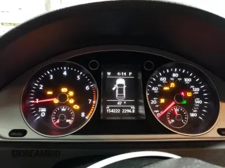 2014 Volkswagen CC R-Line with VIN WVWBN7AN3EE502914, listed as a Copart auction lot 80935124 with 154,222 mi miles and Salvage Title. Bid and sale history available at carsss.com. Image 9.