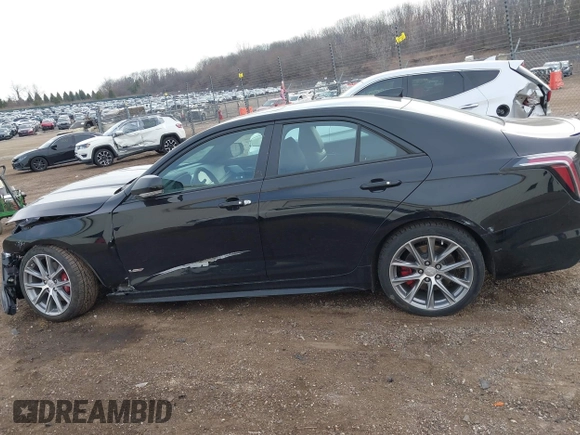 2021 Cadillac CT4 V-Series z VIN 1G6DH5RL9M0128623, wystawiony jako IAAI lot #41794786 z przebiegiem 25 314 mil mil oraz . Historia ofert i sprzedaży dostępna na DreamBid. Obrazek 13.