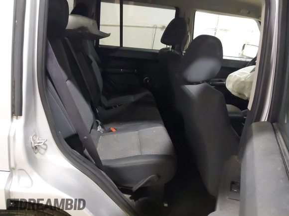 2010 Jeep Commander Sport with VIN 1J4RG4GK9AC127258, listed as a IAAI auction lot 41844062 with 181,465 mi miles and . Bid and sale history available at DreamBid. Image 8.