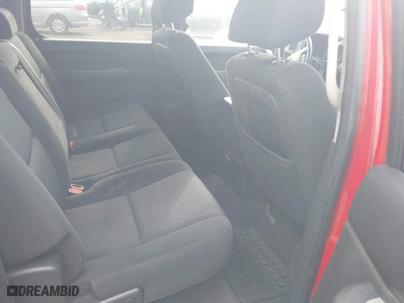 2011 Chevrolet Silverado 1500 LS with VIN 3GCPKREA0BG182991, listed as a IAAI auction lot 41925926 with 180,670 mi miles. Bid and sale history available at carsss.com. Image 8.