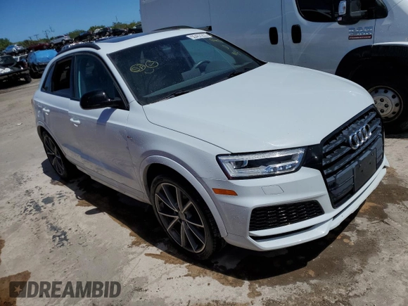 2018 Audi Q3 Premium Plus with VIN WA1HCCFS6JR029224, listed as a Copart auction lot 50457203 with 59,217 mi miles. Bid and sale history available at carsss.com. Image 4.
