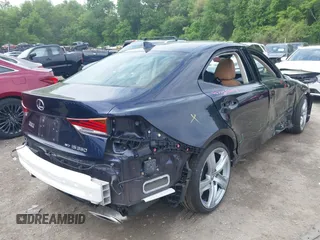 2018 Lexus IS 300 with VIN JTHC81D23J5028949, listed as a IAAI auction lot 42347874 with 60,895 mi miles and . Bid and sale history available at DreamBid. Image 4.