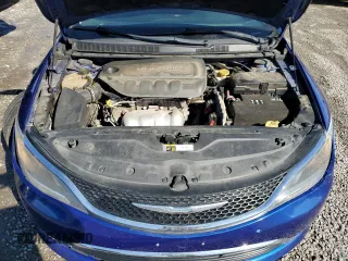 2015 Chrysler 200 Limited z VIN 1C3CCCAB6FN680234, wystawiony jako Copart lot #46228605 z przebiegiem 280 714 mil mil oraz Szkoda całkowita • Salvage title. Historia ofert i sprzedaży dostępna na DreamBid. Obrazek 13.