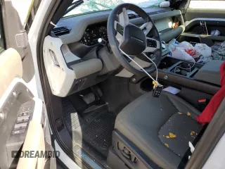 2024 Land Rover Defender X-Dynamic SE z VIN SALE27EUXR2245788, wystawiony jako Copart lot #70930774 z przebiegiem 16 277 mil mil oraz Szkoda całkowita • Salvage title. Historia ofert i sprzedaży dostępna na DreamBid. Obrazek 8.