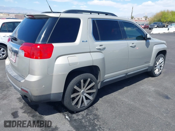 2010 GMC Terrain SLE-2 с VIN 2CTFLEEYXA6335986, выставлен на аукционе IAAI как лот 42081681 с пробегом 105 904 миль миль и . История ставок и продаж доступна на DreamBid. Изображение 4.