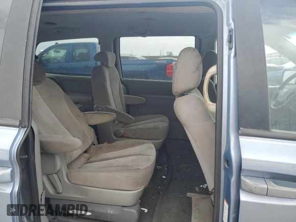 2009 Kia Sedona LX with VIN KNDMB233096317977, listed as a Copart auction lot 44360565 with 166,076 mi miles and Salvage Title. Bid and sale history available at carsss.com. Image 11.