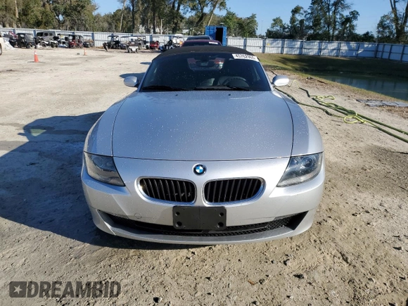 2008 BMW Z4 3.0i with VIN 4USBU33548LW76249, listed as a Copart auction lot 45762965 with 23,352 mi miles and Salvage title. Bid and sale history available at DreamBid. Image 5.