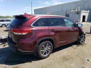 2018 Toyota Highlander SE with VIN 5TDJZRFH1JS880264, listed as a Copart auction lot 57509965 with 93,064 mi miles and Salvage title. Bid and sale history available at DreamBid. Image 3.