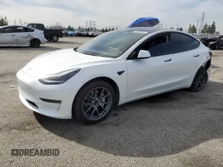 2023 Tesla Model 3 z VIN 5YJ3E1EA2PF429917, wystawiony jako Copart lot #49080985 z przebiegiem 21 400 mil mil oraz Szkoda całkowita • Salvage title. Historia ofert i sprzedaży dostępna na DreamBid. Obrazek 1.