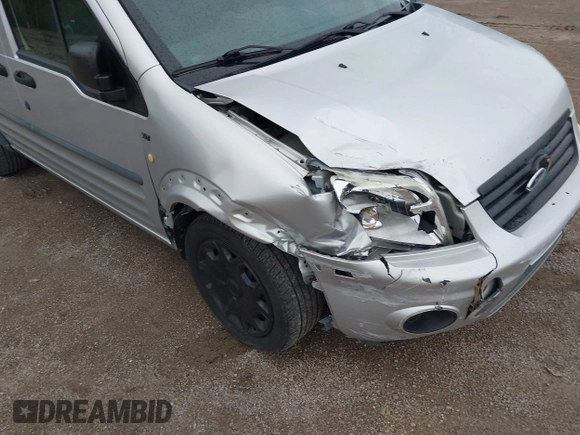 2010 Ford Transit Connect XLT z VIN NM0KS9BN0AT020410, wystawiony jako IAAI lot #41962010 z przebiegiem 253 627 mil mil oraz . Historia ofert i sprzedaży dostępna na DreamBid. Obrazek 13.