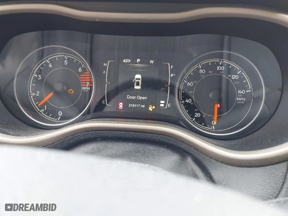 2016 Jeep Cherokee Latitude with VIN 1C4PJMCB4GW203710, listed as a IAAI auction lot 42017248 with 216,117 mi miles. Bid and sale history available at carsss.com. Image 7.