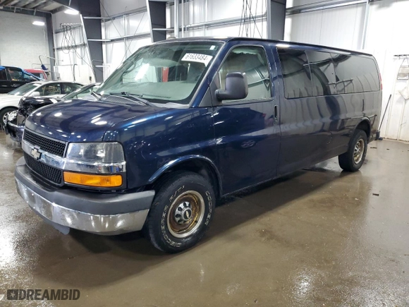 2011 Chevrolet Express Passenger 1LT with VIN 1GAZG1FGXB1118401, listed as a Copart auction lot 61633484 with 92,133 mi miles and Salvage Title. Bid and sale history available at carsss.com. Image 1.