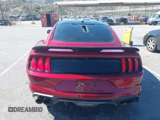 2019 Ford Mustang GT z VIN 1FA6P8CF1K5169685, wystawiony jako IAAI lot #42087297 z przebiegiem 76 612 mil mil oraz . Historia ofert i sprzedaży dostępna na DreamBid. Obrazek 17.