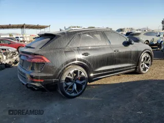 2023 Audi RS Q8 z VIN WU1ARBF15PD011202, wystawiony jako Copart lot #82152314 z przebiegiem 34 228 mil mil oraz Szkoda całkowita • Salvage title. Historia ofert i sprzedaży dostępna na DreamBid. Obrazek 3.