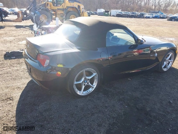 2007 BMW Z4 3.0si with VIN 4USBU53527LX02535, listed as a IAAI auction lot 41094331 with NaN miles. Bid and sale history available at carsss.com. Image 4.