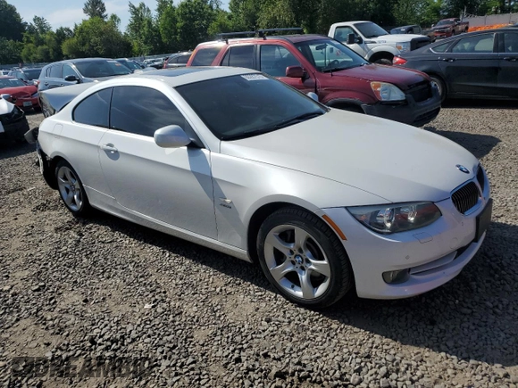 2011 BMW 3 Series 335i xDrive with VIN WBAKF9C51BE620023, listed as a Copart auction lot 60287515 with 123,353 mi miles and Salvage title. Bid and sale history available at DreamBid. Image 4.